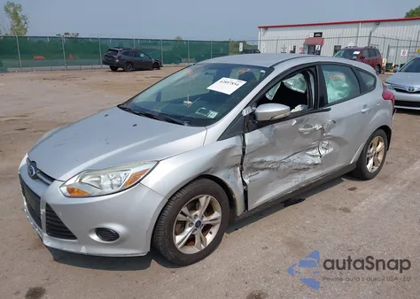2014 Ford Focus Se z USA, uszkodzony, nr VIN 1FADP3K25EL400161
